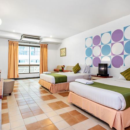 Sawasdee Sea View Hotel Патая Екстериор снимка