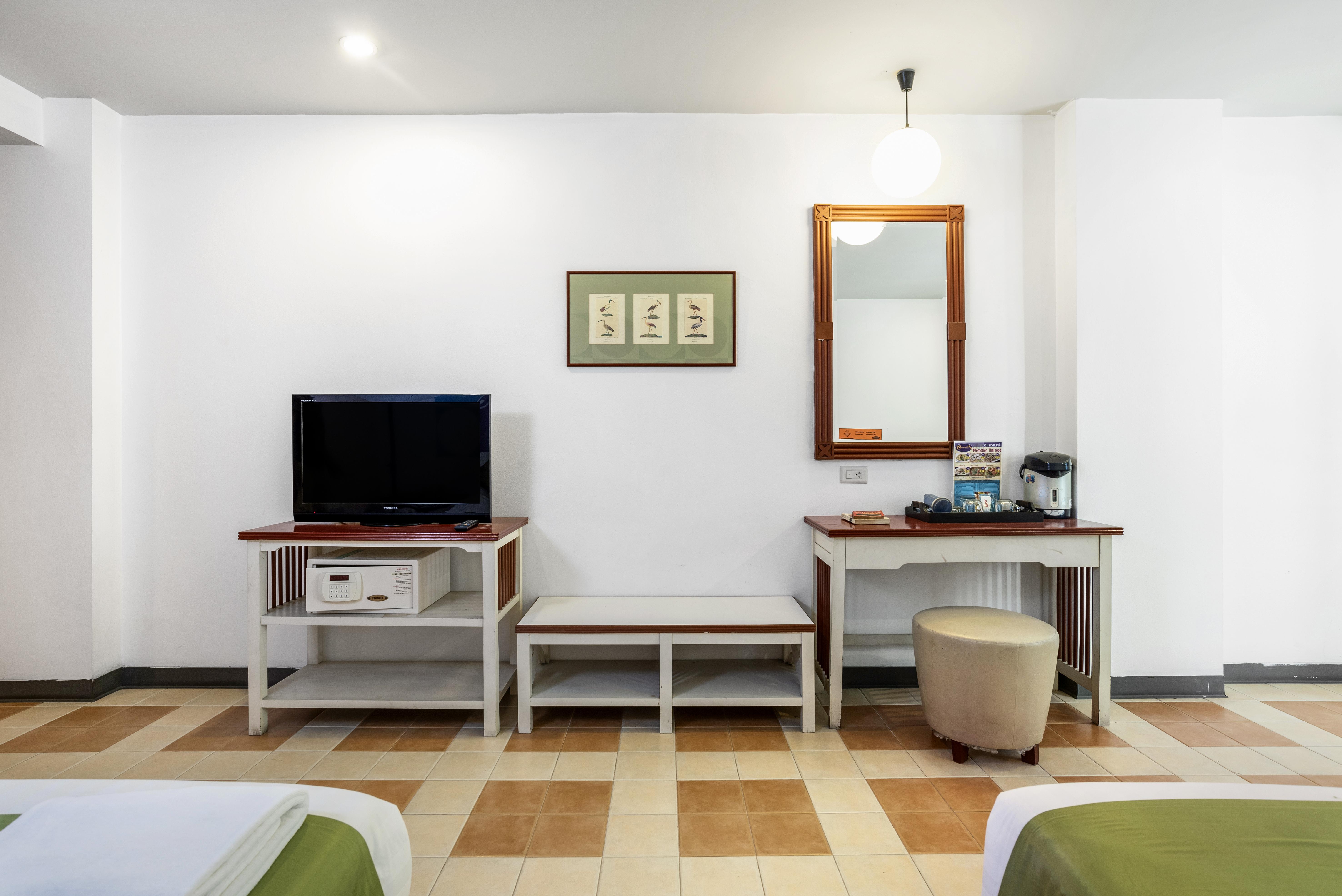 Sawasdee Sea View Hotel Патая Екстериор снимка